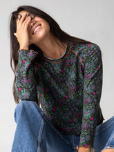Load image into Gallery viewer, Lilly Floral Long Sleeve Top