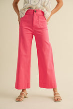 Load image into Gallery viewer, Walk This Way Cropped Wide Leg Pant