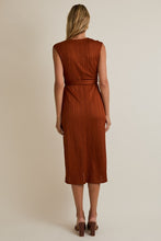 Load image into Gallery viewer, Spice It Up Textured Midi Dress