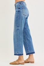 Load image into Gallery viewer, Lazy Day Slouchy Crop Boyfriend Jeans
