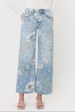 Load image into Gallery viewer, Fall In Bloom Floral Jeans