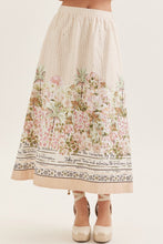 Load image into Gallery viewer, Me In Capri Floral Midi Skirt