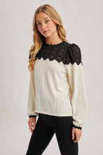 Load image into Gallery viewer, Effortless Allure Lace Detail Top
