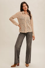 Load image into Gallery viewer, Dress To Impress Velvet Lace Top
