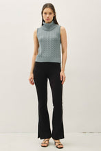 Load image into Gallery viewer, Cable Comfort Sweater Vest
