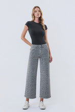 Load image into Gallery viewer, Born To Be Wild Leopard HR Jeans
