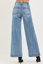 Load image into Gallery viewer, Tiffany HR Ankle Wide Seam Jeans
