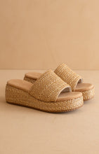 Load image into Gallery viewer, Taniya Raffia Platform Slide
