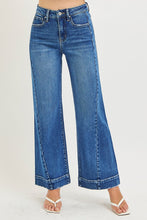 Load image into Gallery viewer, Strut Your Stuff HR Ankle Wide Jeans

