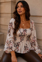 Load image into Gallery viewer, Fiorella Smocked Flowy Top
