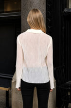 Load image into Gallery viewer, Essential Elegance Button Down Top
