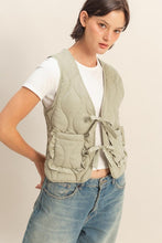 Load image into Gallery viewer, Vianna Tie Front Quilted Vest
