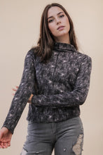 Load image into Gallery viewer, Such A Softy Printed Top

