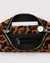 Load image into Gallery viewer, Baggu Nylon Pochette
