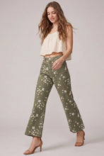 Load image into Gallery viewer, Garden Party Floral Jeans
