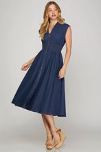 Load image into Gallery viewer, Indigo Breeze Zip Front Midi Dress
