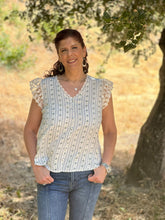 Load image into Gallery viewer, Great Find Floral Lace Top
