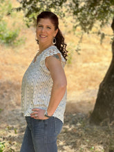 Load image into Gallery viewer, Great Find Floral Lace Top
