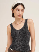 Load image into Gallery viewer, Nikibiki Reversible Leopard Tank Top
